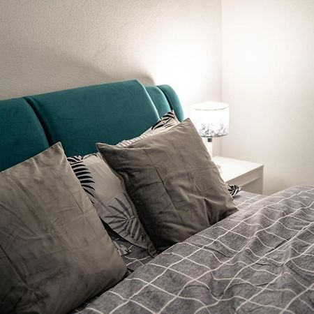 Dumbravita  Cozy Apartment In Dumbravita מראה חיצוני תמונה