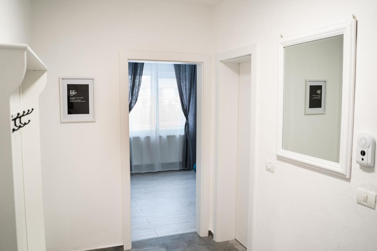 Dumbravita  Cozy Apartment In Dumbravita מראה חיצוני תמונה
